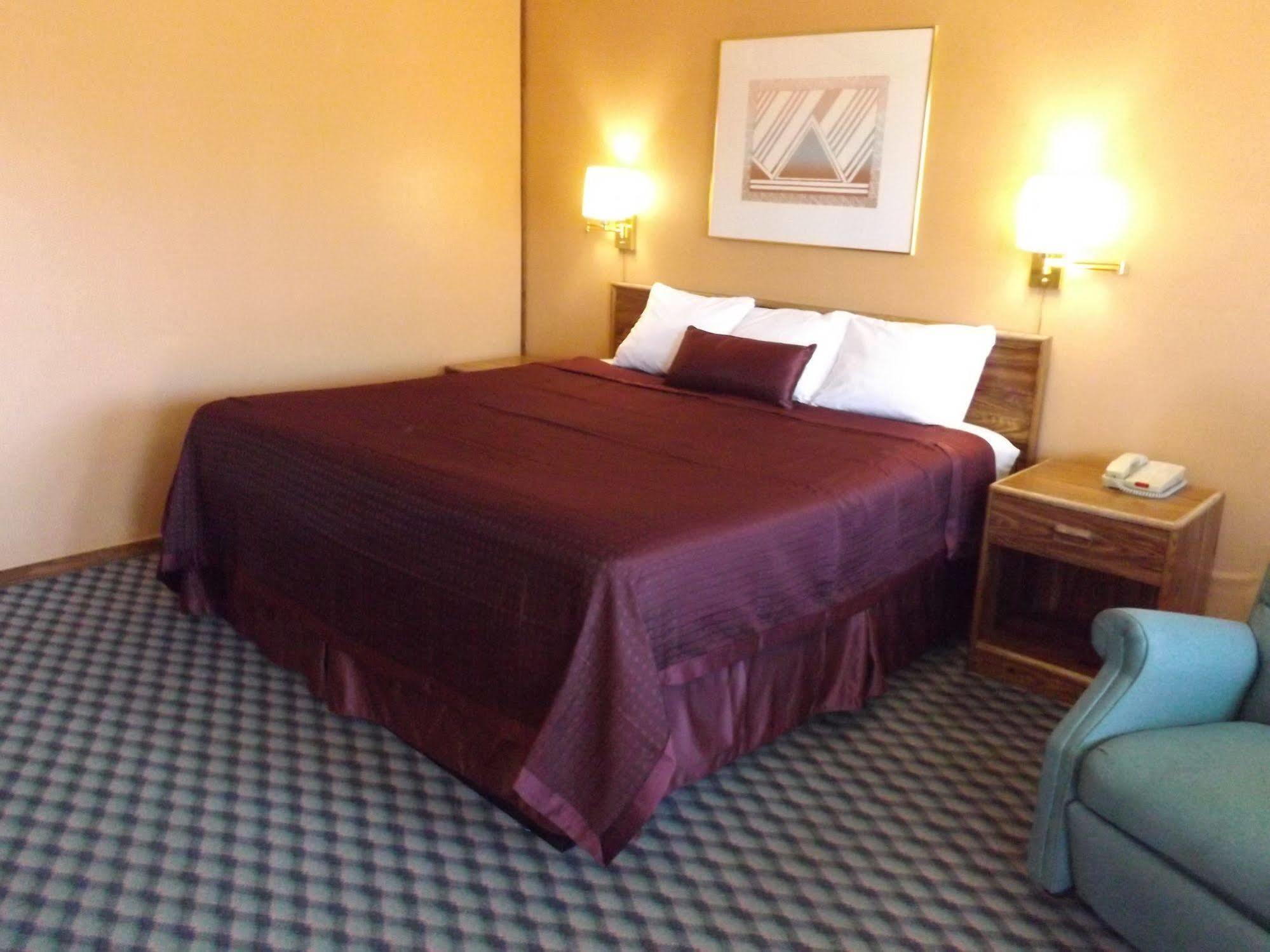 Tristar Inn Xpress Tucumcari Eksteriør billede