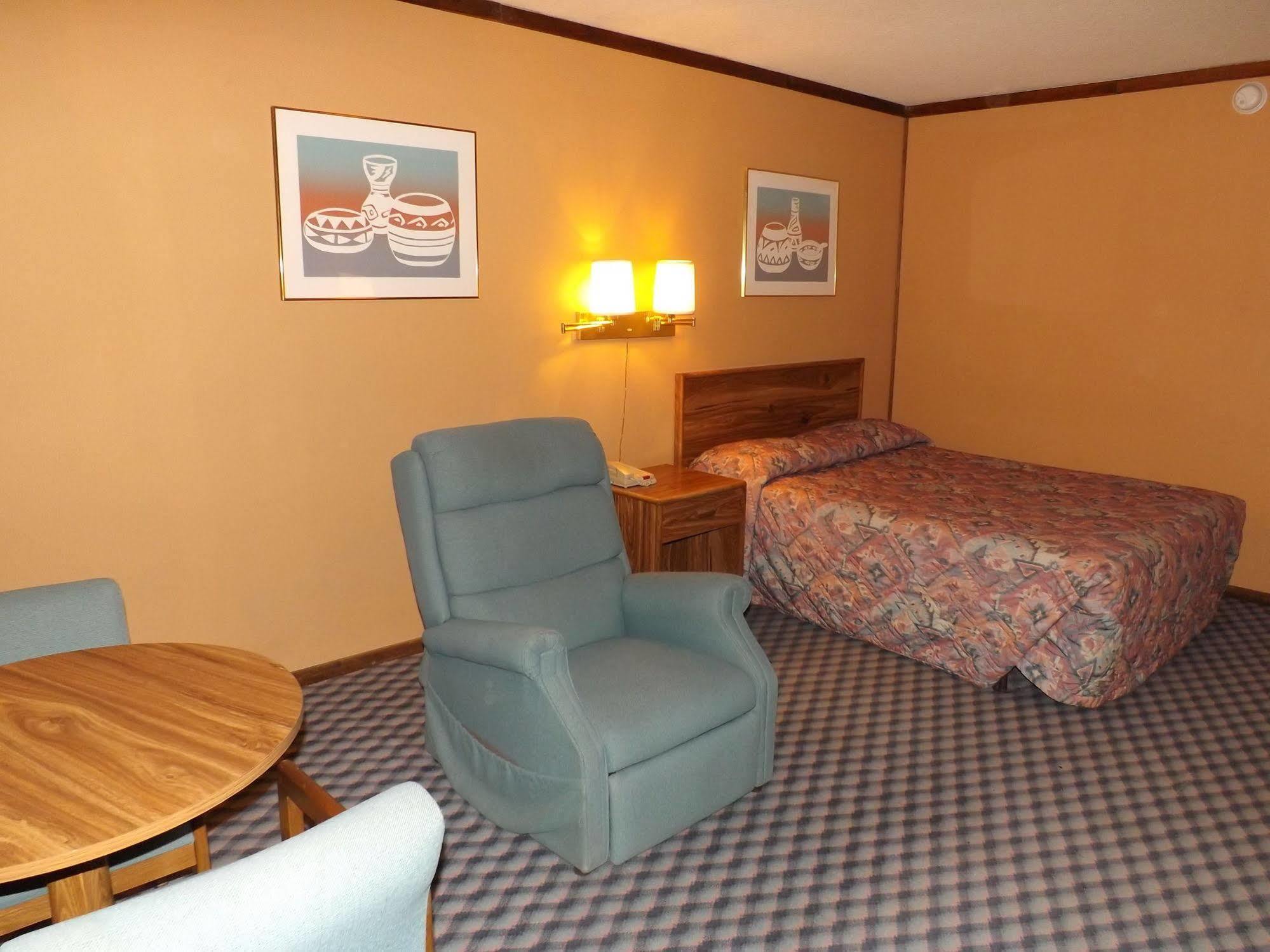 Tristar Inn Xpress Tucumcari Eksteriør billede