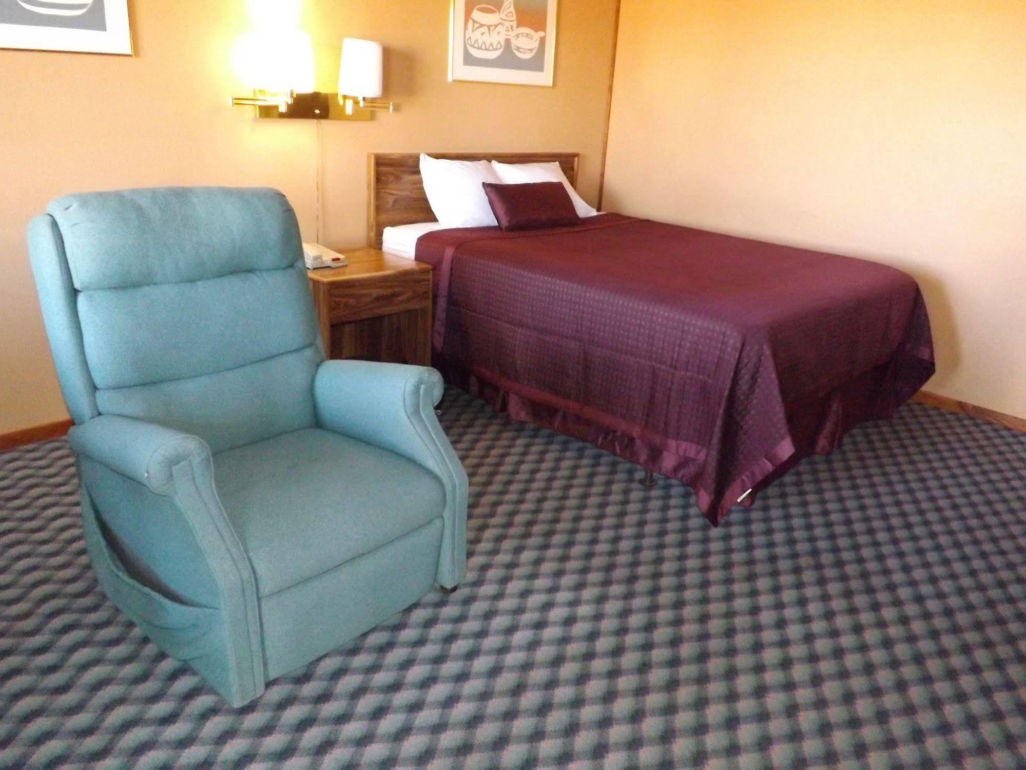 Tristar Inn Xpress Tucumcari Eksteriør billede